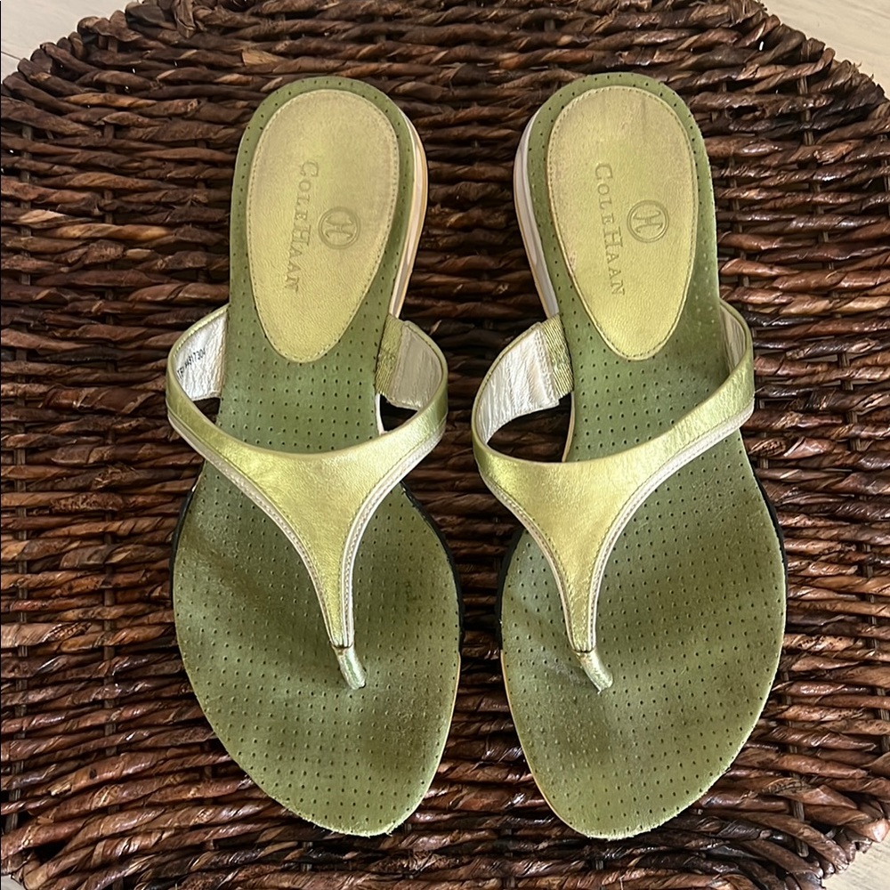 Cole Haan Flip Flops Metallic Straps Size 7 - Picture 5 of 14